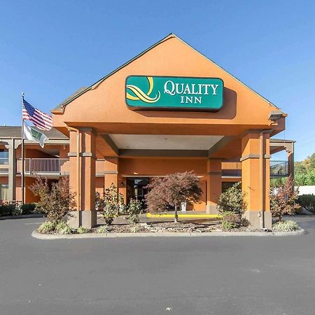 Quality Inn Downtown Джонсон Сити Экстерьер фото